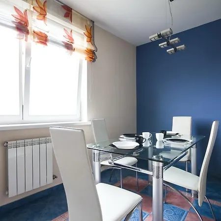 Apartment On Surganova 88